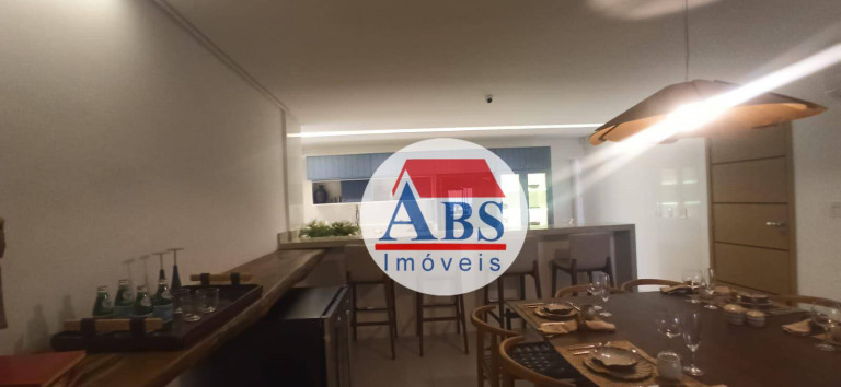 Imagem Apartamento com 3 Quartos à Venda, 152 m² em Canto Do Forte - Praia Grande Imagem Apartamento com 3 Quartos à Venda, 152 m² em Canto Do Forte - Praia Grande