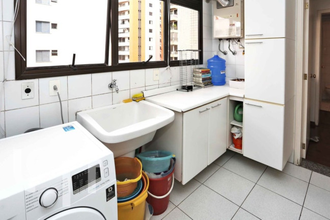 Imagem Apartamento com 3 Quartos à Venda, 156 m² em Moema - São Paulo Imagem Apartamento com 3 Quartos à Venda, 156 m² em Moema - São Paulo