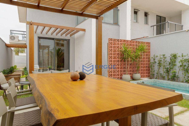 Imagem Casa com 4 Quartos à Venda, 131 m² em Pires Façanha - Eusébio Imagem Casa com 4 Quartos à Venda, 131 m² em Pires Façanha - Eusébio