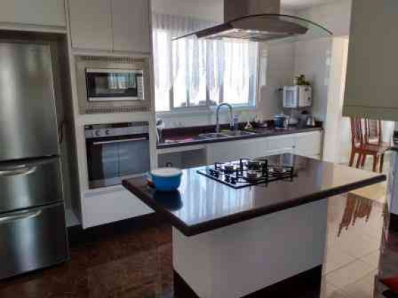 Imagem Casa com 3 Quartos à Venda, 290 m² em Brisas - Mogi Das Cruzes Imagem Casa com 3 Quartos à Venda, 290 m² em Brisas - Mogi Das Cruzes