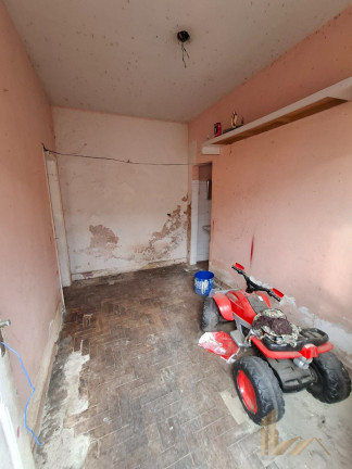 Imagem Casa com 5 Quartos à Venda, 200 m² em São João Batista (venda Nova) - Belo Horizonte Imagem Casa com 5 Quartos à Venda, 200 m² em São João Batista (venda Nova) - Belo Horizonte