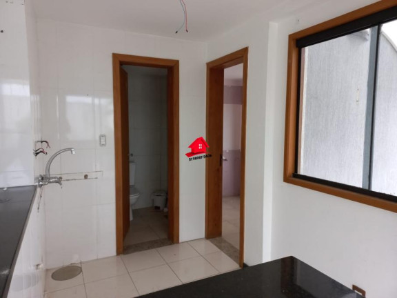 Imagem Casa com 7 Quartos à Venda, 657 m² em Anchieta - Porto Alegre