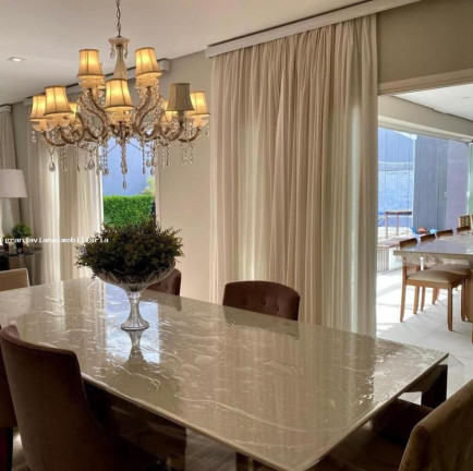 Imagem Casa à Venda, em São Paulo 2 - Cotia Imagem Casa à Venda, em São Paulo 2 - Cotia