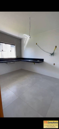 Imagem Casa com 3 Quartos à Venda, 180 m² em Campos Dos Goytacazes Imagem Casa com 3 Quartos à Venda, 180 m² em Campos Dos Goytacazes