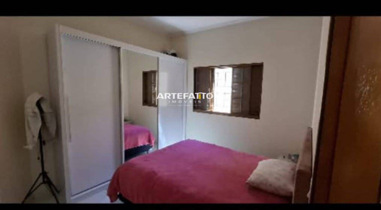 Imagem Casa com 2 Quartos à Venda, 144 m² Imagem Casa com 2 Quartos à Venda, 144 m²