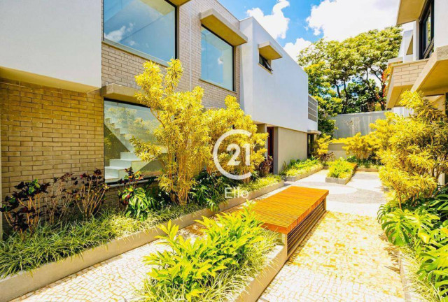 Imagem Casa com 3 Quartos à Venda, 560 m² em Moema - São Paulo Imagem Casa com 3 Quartos à Venda, 560 m² em Moema - São Paulo