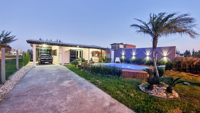 Imagem Casa com 2 Quartos à Venda, 90 m² em Capão Novo - Capão Da Canoa