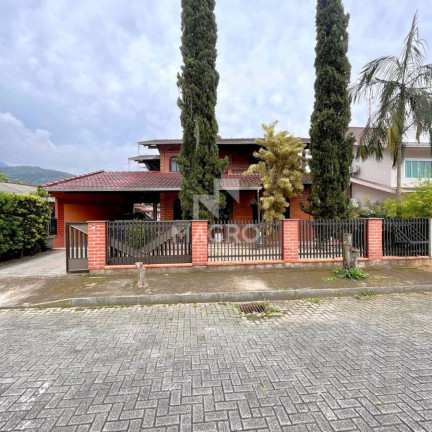 Imagem Casa com 3 Quartos à Venda, 166 m² em Ilha Da Figueira - Jaraguá Do Sul Imagem Casa com 3 Quartos à Venda, 166 m² em Ilha Da Figueira - Jaraguá Do Sul