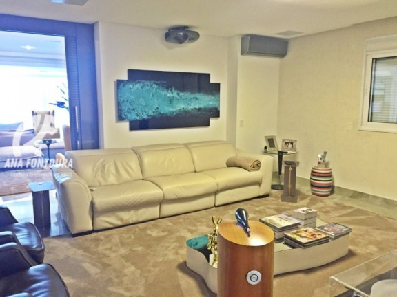 Imagem Apartamento com 3 Quartos à Venda, 444 m² em Centro - Balneário Camboriú