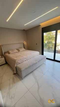 Imagem Casa de Condomínio com 4 Quartos à Venda, 300 m² em Ribeirão Do Lipa - Cuiabá Imagem Casa de Condomínio com 4 Quartos à Venda, 300 m² em Ribeirão Do Lipa - Cuiabá