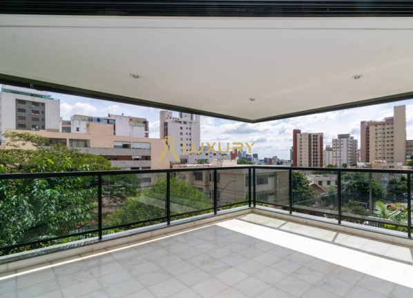 Imagem Imóvel com 4 Quartos à Venda, 251 m² em Sion - Belo Horizonte Imagem Imóvel com 4 Quartos à Venda, 251 m² em Sion - Belo Horizonte