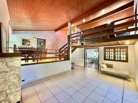 Imagem Imóvel com 3 Quartos à Venda, 473 m² em Algarve - Cotia Imagem Imóvel com 3 Quartos à Venda, 473 m² em Algarve - Cotia