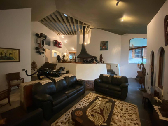 Imagem Casa com 7 Quartos à Venda, 774 m² em Chácara Granja Velha - Cotia
