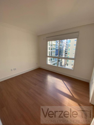 Imagem Apartamento com 4 Quartos à Venda, 251 m² em Meia Praia - Itapema