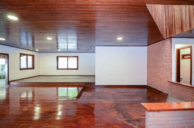 Imagem Imóvel com 5 Quartos à Venda, em Jardim Santa Paula - Cotia Imagem Imóvel com 5 Quartos à Venda, em Jardim Santa Paula - Cotia