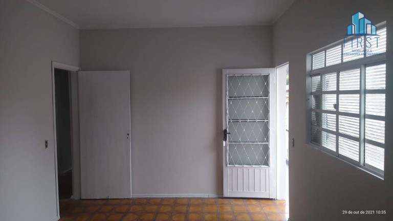 Imagem Sobrado com 3 Quartos à Venda, 180 m² em Santo Antônio - Louveira Imagem Sobrado com 3 Quartos à Venda, 180 m² em Santo Antônio - Louveira
