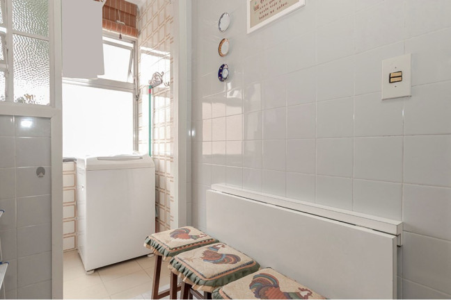 Imagem Imóvel com 2 Quartos à Venda, 59 m² em Vila Ipiranga - Porto Alegre Imagem Imóvel com 2 Quartos à Venda, 59 m² em Vila Ipiranga - Porto Alegre