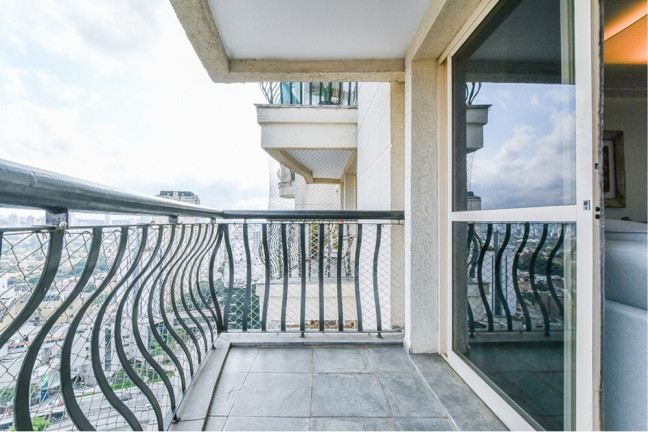 Imagem Apartamento com 3 Quartos à Venda, 110 m² em Moema - São Paulo