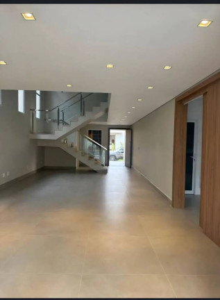 Imagem Casa com 3 Quartos à Venda, 360 m² em Ribeirão Preto Imagem Casa com 3 Quartos à Venda, 360 m² em Ribeirão Preto