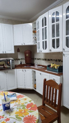 Imagem Casa com 4 Quartos à Venda, 253 m² em Vila Amorim - Suzano Imagem Casa com 4 Quartos à Venda, 253 m² em Vila Amorim - Suzano