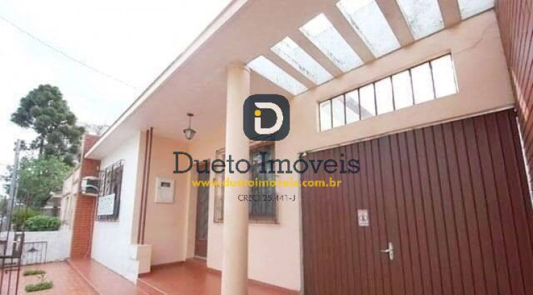 Imagem Casa com 3 Quartos à Venda, 180 m² em Centro - Santa Maria