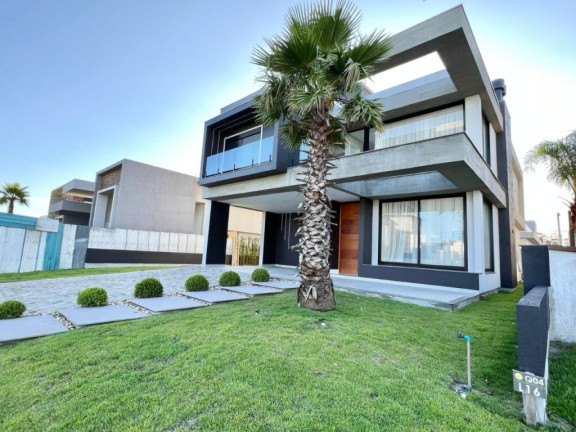 Imagem Casa com 4 Quartos à Venda, 230 m² em Dubai - Capao Da Canoa Imagem Casa com 4 Quartos à Venda, 230 m² em Dubai - Capao Da Canoa