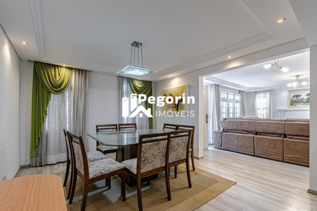 Imagem Casa com 4 Quartos à Venda, 344 m² em Centro - Pinhais