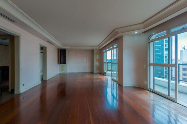 Imagem Imóvel com 3 Quartos à Venda, 185 m² em Itaim Bibi - São Paulo Imagem Imóvel com 3 Quartos à Venda, 185 m² em Itaim Bibi - São Paulo
