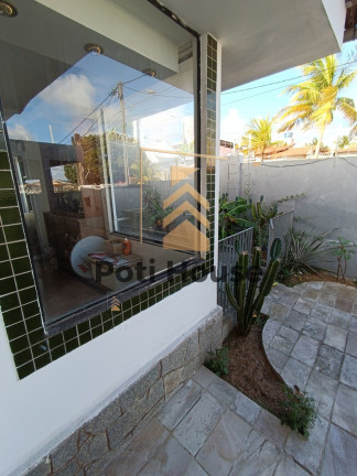 Imagem Casa com 6 Quartos à Venda, 480 m² em Capim Macio - Natal Imagem Casa com 6 Quartos à Venda, 480 m² em Capim Macio - Natal