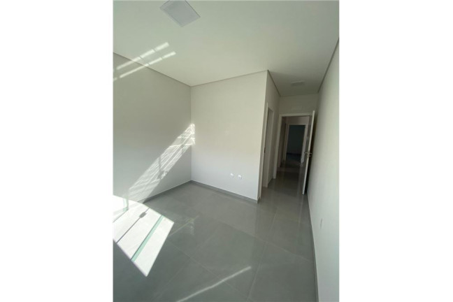 Imagem Casa com 3 Quartos à Venda, em Bela Vista - Palhoça Imagem Casa com 3 Quartos à Venda, em Bela Vista - Palhoça