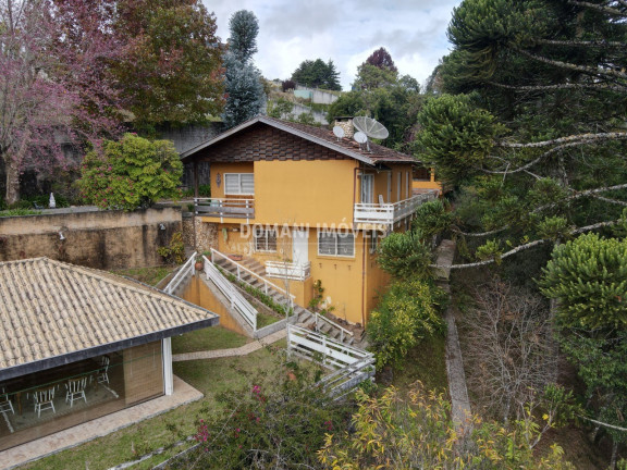 Imagem Casa com 4 Quartos à Venda, 424 m² em Região Do Alto Do Capivari - Campos Do Jordão Imagem Casa com 4 Quartos à Venda, 424 m² em Região Do Alto Do Capivari - Campos Do Jordão