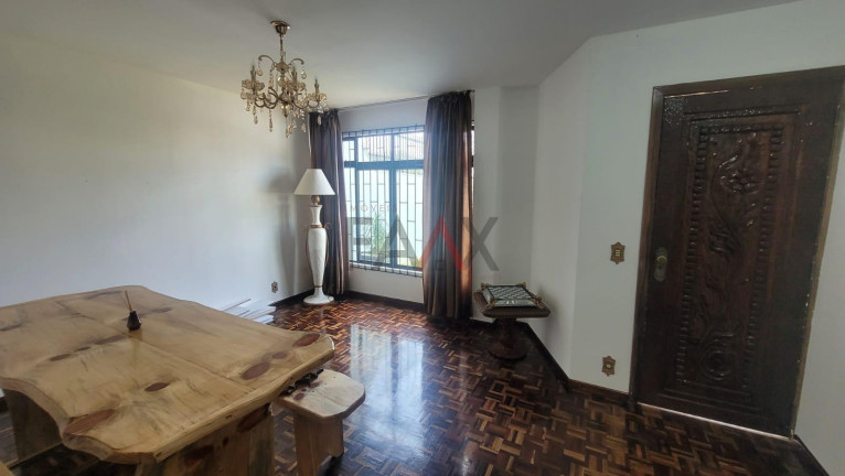 Imagem Casa com 4 Quartos para Alugar, 276 m² em Sol Nascente - Guarapuava Imagem Casa com 4 Quartos para Alugar, 276 m² em Sol Nascente - Guarapuava