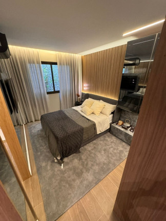 Imagem Apartamento com 4 Quartos à Venda, 117 m² em Tijuca - Rio De Janeiro Imagem Apartamento com 4 Quartos à Venda, 117 m² em Tijuca - Rio De Janeiro