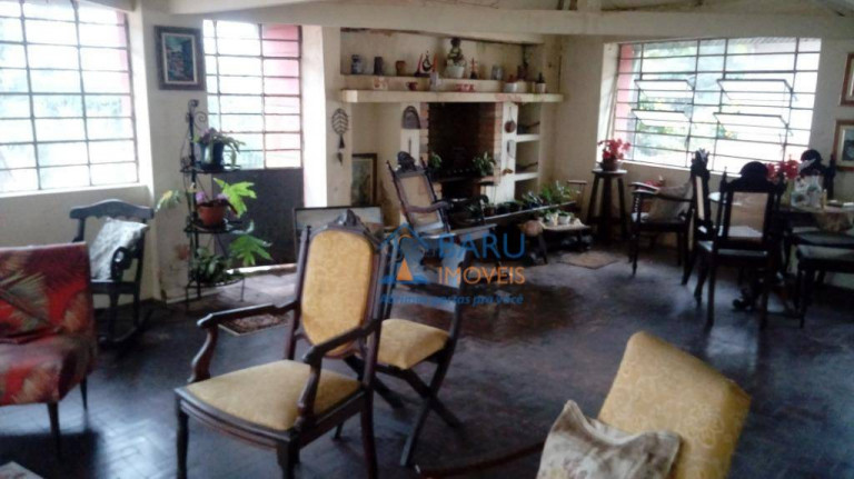 Imagem Casa com 4 Quartos à Venda, 350 m² em Pacaembu - São Paulo Imagem Casa com 4 Quartos à Venda, 350 m² em Pacaembu - São Paulo