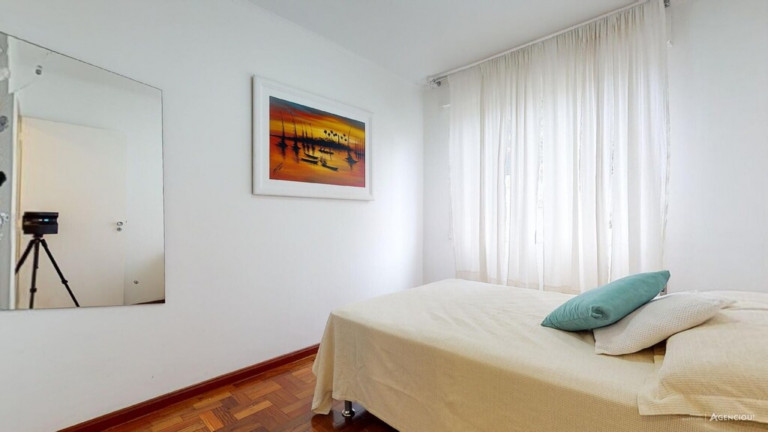 Imagem Imóvel com 3 Quartos à Venda, 122 m² em Auxiliadora - Porto Alegre Imagem Imóvel com 3 Quartos à Venda, 122 m² em Auxiliadora - Porto Alegre