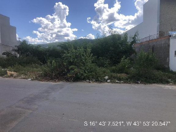 Imagem Terreno à Venda, 393 m² em Ibituruna - Montes Claros Imagem Terreno à Venda, 393 m² em Ibituruna - Montes Claros