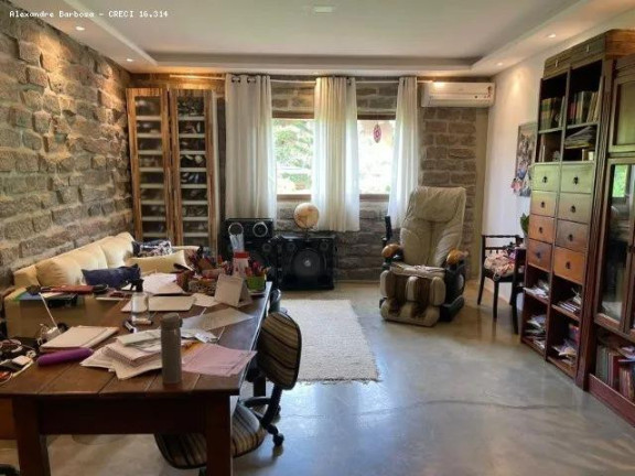 Imagem Casa com 4 Quartos à Venda, 467 m² em Matriz - Vitória De Santo Antão Imagem Casa com 4 Quartos à Venda, 467 m² em Matriz - Vitória De Santo Antão