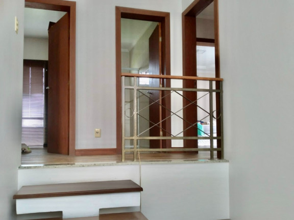 Imagem Casa com 3 Quartos à Venda, 320 m² em Pedra Branca - Palhoça