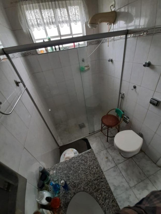 Imagem Casa com 2 Quartos à Venda, 100 m² em Centro - Taubaté Imagem Casa com 2 Quartos à Venda, 100 m² em Centro - Taubaté