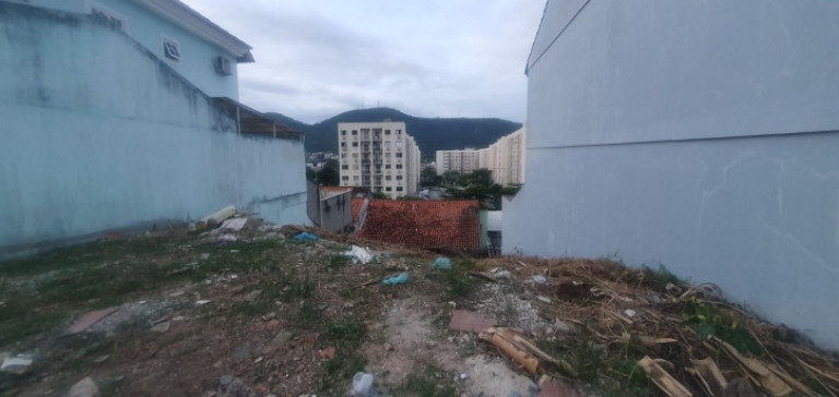 Imagem Terreno à Venda, 250 m² em Taquara - Rio De Janeiro