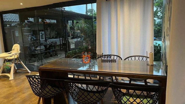 Imagem Casa com 5 Quartos à Venda, 200 m² em Condomínio Costa Do Sol - Bertioga Imagem Casa com 5 Quartos à Venda, 200 m² em Condomínio Costa Do Sol - Bertioga