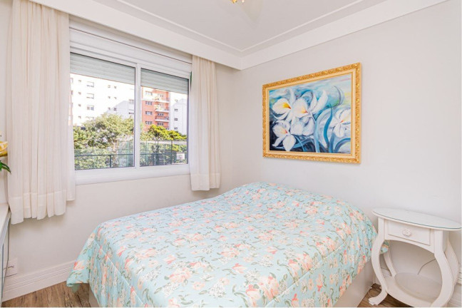 Imagem Apartamento com 3 Quartos à Venda, 125 m² em Jardim Europa - Porto Alegre