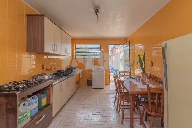 Imagem Casa com 3 Quartos à Venda, 258 m² em Chácara Das Pedras - Porto Alegre