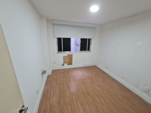 Imagem Imóvel com 2 Quartos à Venda, 102 m² em Icaraí - Niterói Imagem Imóvel com 2 Quartos à Venda, 102 m² em Icaraí - Niterói