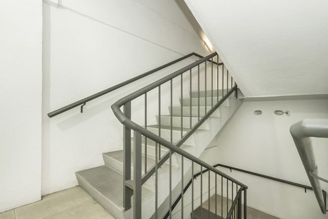 Imagem Sala Comercial à Venda, 46 m² em Três Figueiras - Porto Alegre