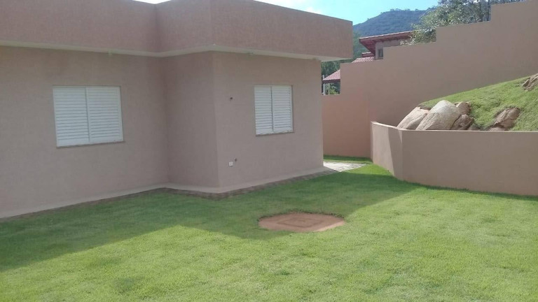 Imagem Casa com 3 Quartos à Venda, 600 m² em Jardim Solaris - Atibaia Imagem Casa com 3 Quartos à Venda, 600 m² em Jardim Solaris - Atibaia