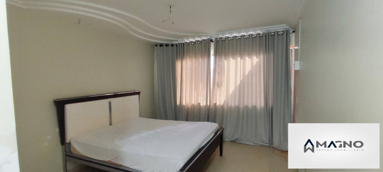 Imagem Casa com 4 Quartos à Venda, 257 m² em Centro - Cascavel