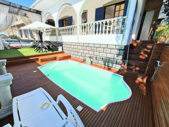 Imagem Casa com 4 Quartos à Venda, 220 m² em Itaguaçu - Florianópolis