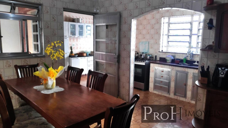 Imagem Sobrado com 4 Quartos à Venda, 250 m² em Vila Pires - Santo André Imagem Sobrado com 4 Quartos à Venda, 250 m² em Vila Pires - Santo André