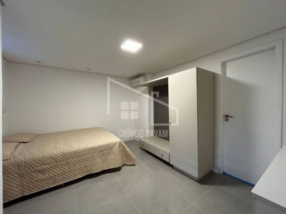 Imagem Casa com 7 Quartos para Temporada, 2.000 m² em Jardim Acapulco - Guarujá Imagem Casa com 7 Quartos para Temporada, 2.000 m² em Jardim Acapulco - Guarujá